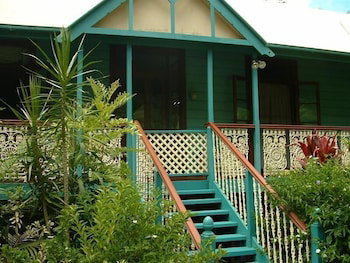 Riviera Bed And Breakfast - Sydneys Hotel 0