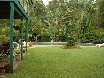 Riviera Bed And Breakfast - Sydneys Hotel 4