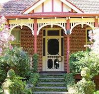 Fawkes House Country Spa Retreat - Sydneys Hotel