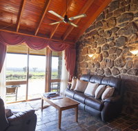 Tuki Retreat - Sydneys Hotel