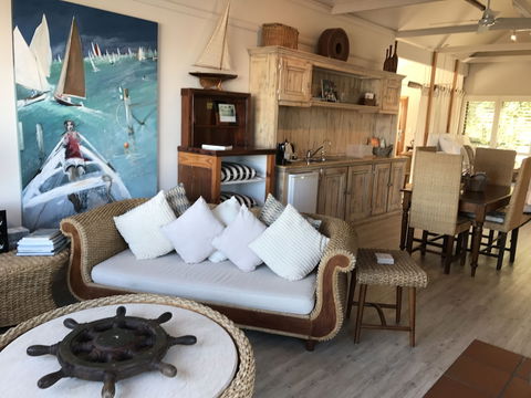 Boathouse - Birks River Retreat - Birks Harbour - Sydneys Hotel 3