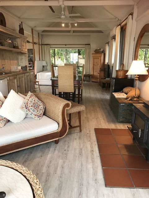Boathouse - Birks River Retreat - Birks Harbour - Sydneys Hotel 5