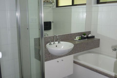 Barwon Valley Lodge - Sydneys Hotel 5