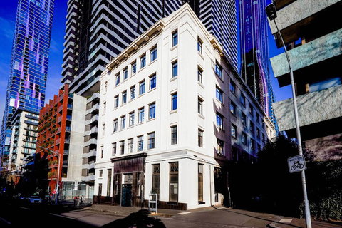 The Village Melbourne - Sydneys Hotel 3