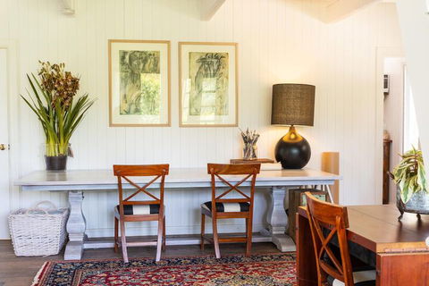Abelia House - Sydneys Hotel 6