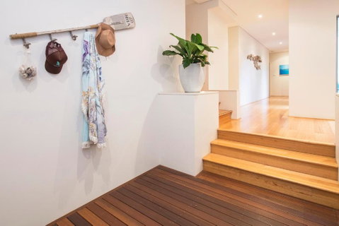 Calm Waters - Sydneys Hotel 3
