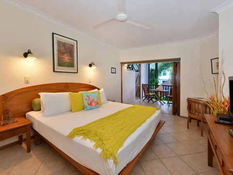 Poolside Studio - Sydneys Hotel 2