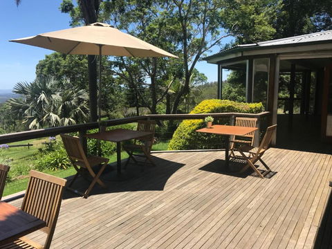 Tranquillity At Ravensbourne Escape - Sydneys Hotel 6