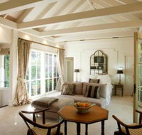 Clubbe Cottage - Sydneys Hotel