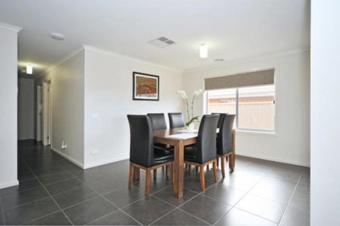 Beischer Apt B - Sydneys Hotel 3