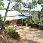 Trestrail Cottage B & B - Sydneys Hotel 0