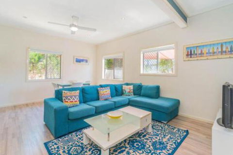 Yamba Daze Sunrise Pet Friendly - Sydneys Hotel 6