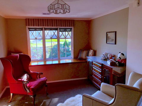 Pride Leisure Tudor House - Sydneys Hotel 6
