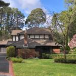 Pride Leisure Tudor House - Sydneys Hotel 0