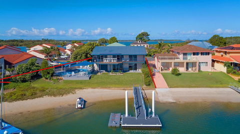 Pandanus - Sydneys Hotel 2