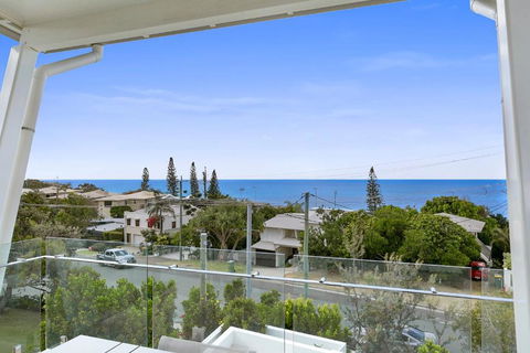 Paperbark B Luxury Duplex Sunshine Beach - Sydneys Hotel 4