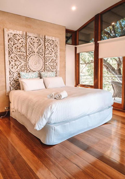 Paradise In Dunsborough - Sydneys Hotel 3