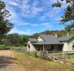 Bobbys Country Rental - Sydneys Hotel