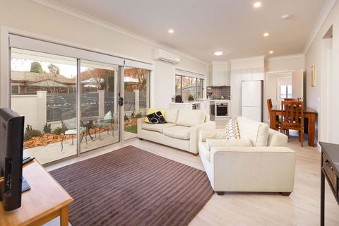 Central Sojourn On Wilcox - Sydneys Hotel 5