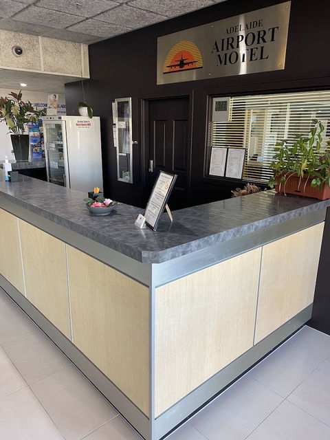 Adelaide Airport Motel - Sydneys Hotel 1