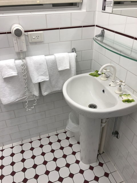 Adelaide Airport Motel - Sydneys Hotel 5