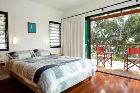 91 Tramican Aquamarine - Sydneys Hotel 3