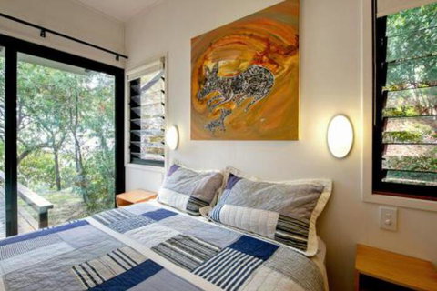 91 Tramican Aquamarine - Sydneys Hotel 5