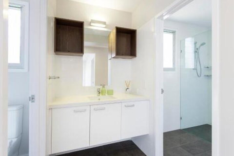 7 Roseby Court - Sydneys Hotel 6