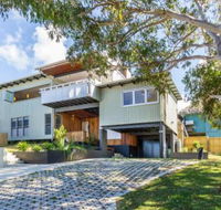 7 Roseby Court - Sydneys Hotel