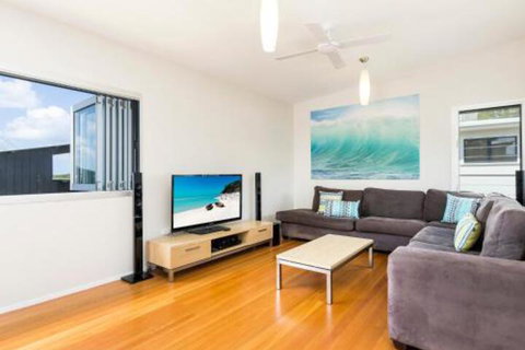7 Roseby Court - Sydneys Hotel 5