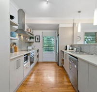 Grevillea - Sydneys Hotel
