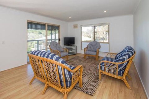31 George Nothling Drive - Sydneys Hotel 6