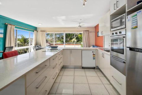 17 The Islander Resort - Sydneys Hotel 6