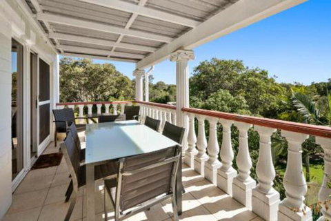 17 The Islander Resort - Sydneys Hotel 5