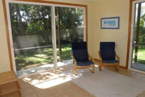 11 Bambara Street - Sydneys Hotel 4