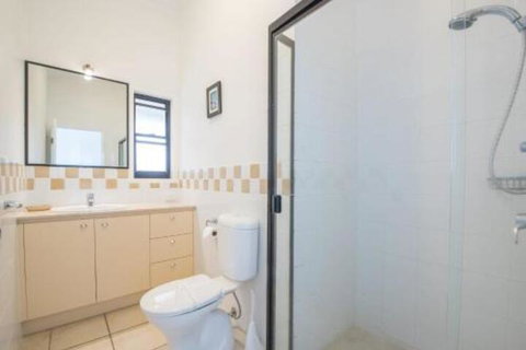 Cylinder Cove Unit 6 - Sydneys Hotel 6