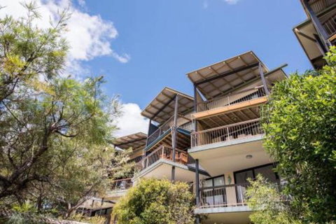 Cylinder Cove Unit 6 - Sydneys Hotel 2
