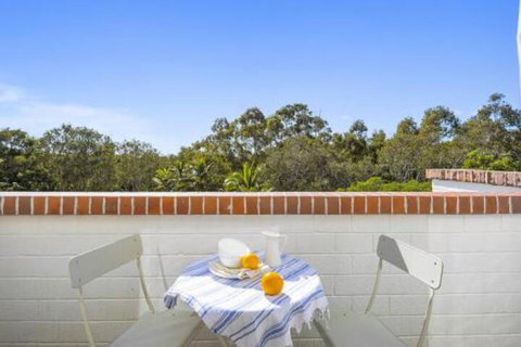23a At The Islander - Sydneys Hotel 3
