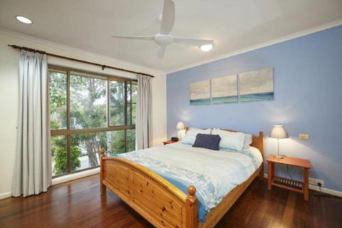 Straddie House - Sydneys Hotel 5
