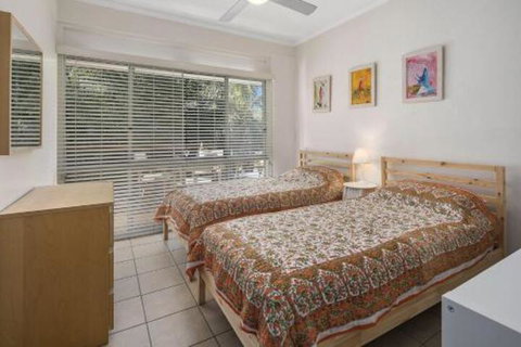 Los Nidos Unit 1 - Sydneys Hotel 2