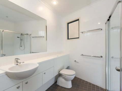 Saltwater Unit 1 - Sydneys Hotel 2
