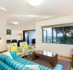 McLeod - Sydneys Hotel