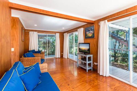 12 Yarrong Road - Sydneys Hotel 0