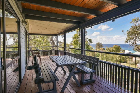 52 Tramican Street - Sydneys Hotel 5