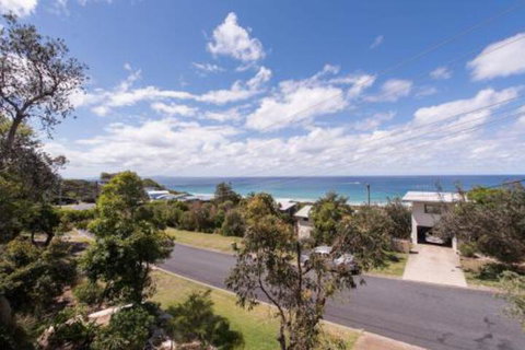 52 Tramican Street - Sydneys Hotel 0