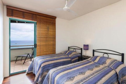 Lookout Unit 2 - Sydneys Hotel 3