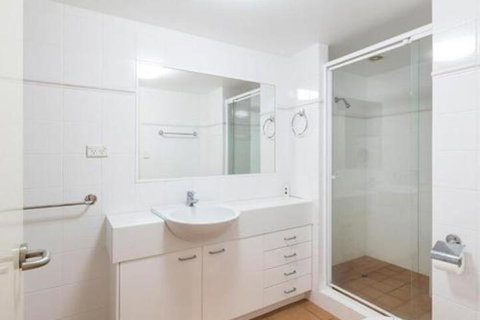 Lookout Unit 2 - Sydneys Hotel 2