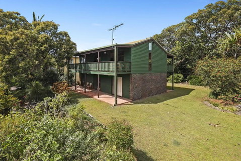 112 Mooloomba Road - Sydneys Hotel 3