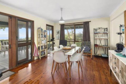 Eyrie - Sydneys Hotel 3