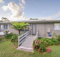12 Merinda Crescent - Sydneys Hotel